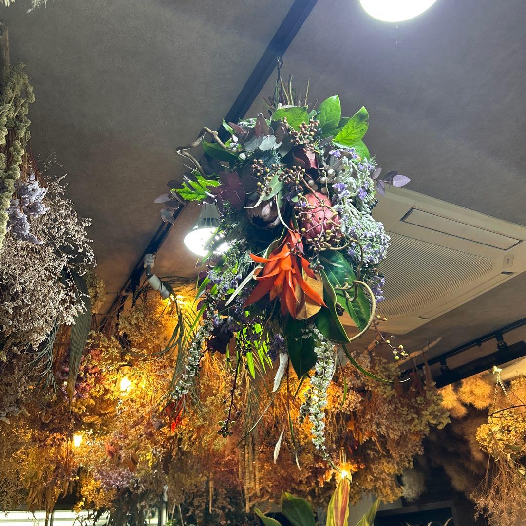 少し長めの吊り下げスワッグ