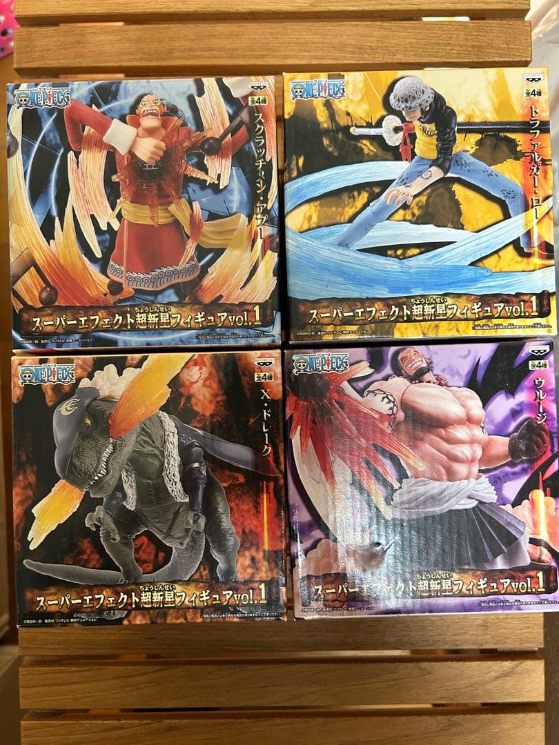 ワンピース　スーパーエフェクトフィギュア　8シリーズ　全32種　まとめ売り！