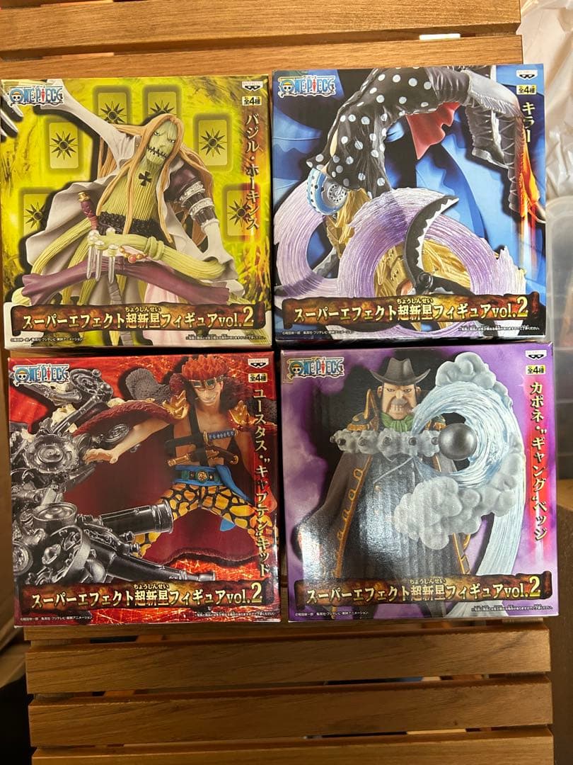 ワンピース　スーパーエフェクトフィギュア　8シリーズ　全32種　まとめ売り！