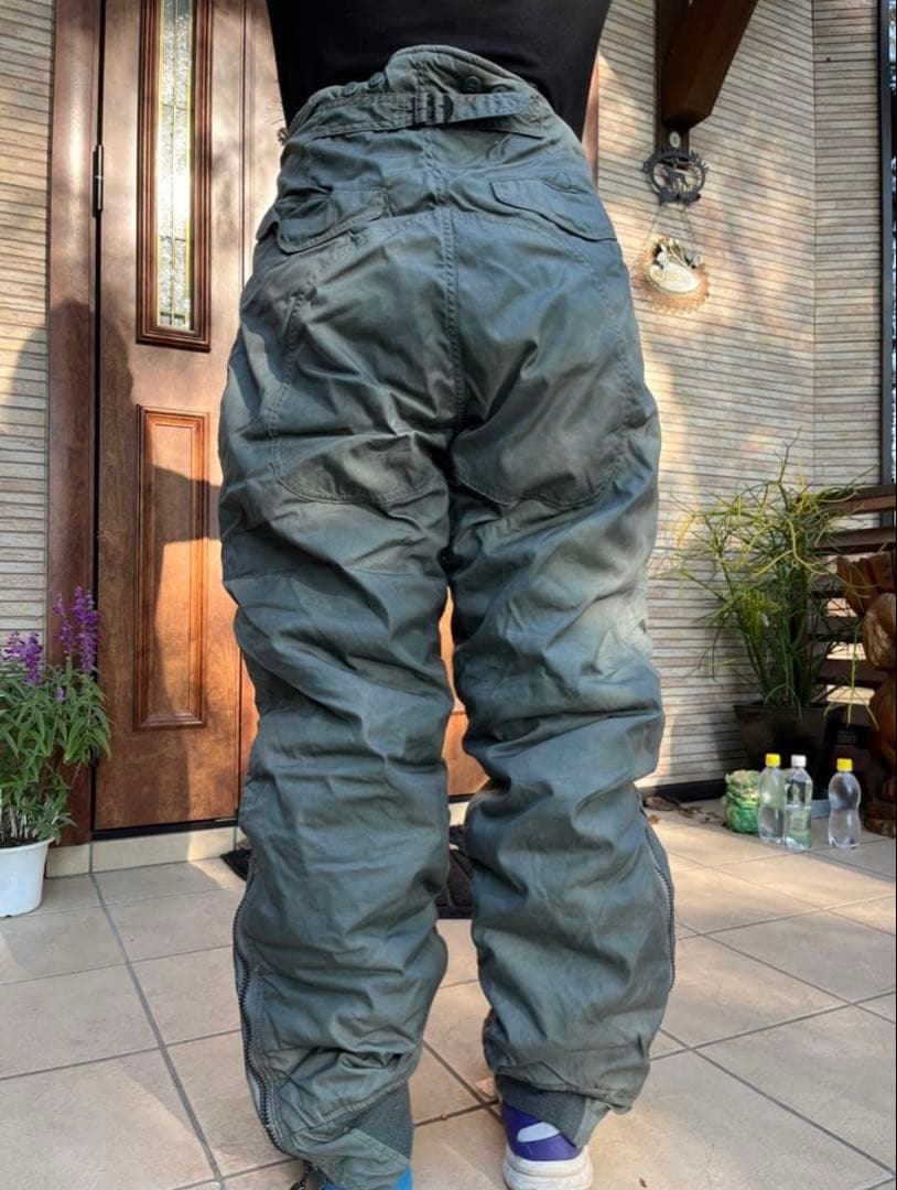 美品★米軍　81年　USAF フライトパンツ 中綿　F-18トラウザー