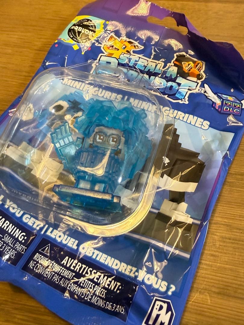 公式 フィギュア Roblox Steal A Brainrot DLCコード