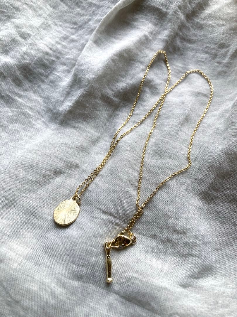 no.49 ライトオパールとケシパールの花冠クラスプネックレス