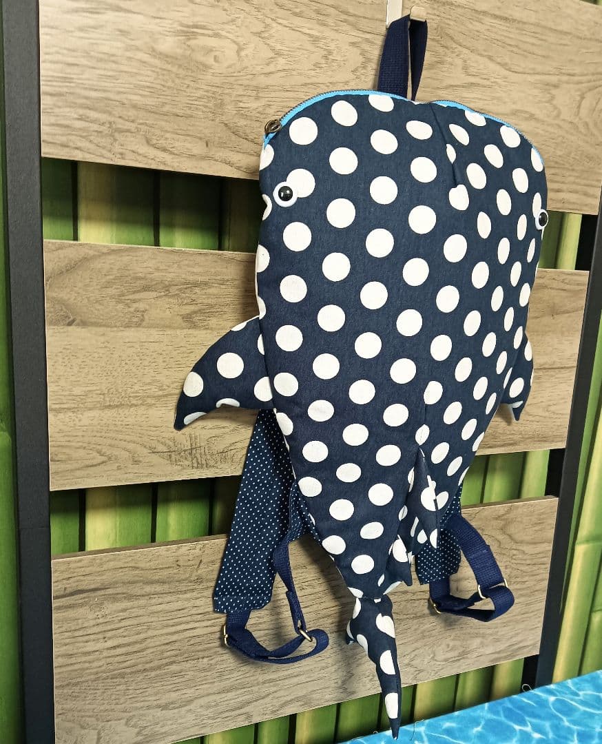 ジンベイザメ　リュックサック　ハンドメイド　ドット　水族館