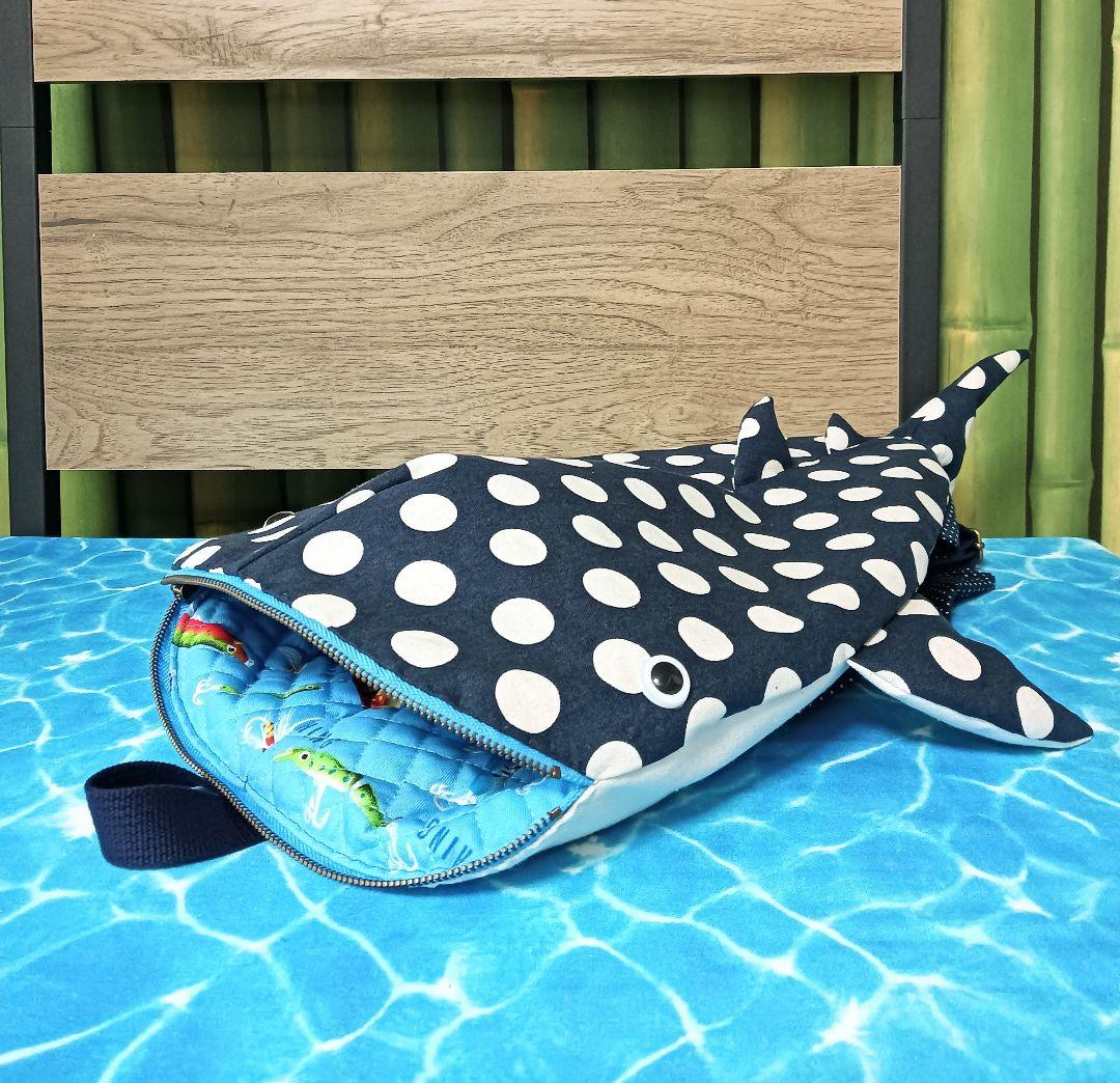 ジンベイザメ　リュックサック　ハンドメイド　ドット　水族館