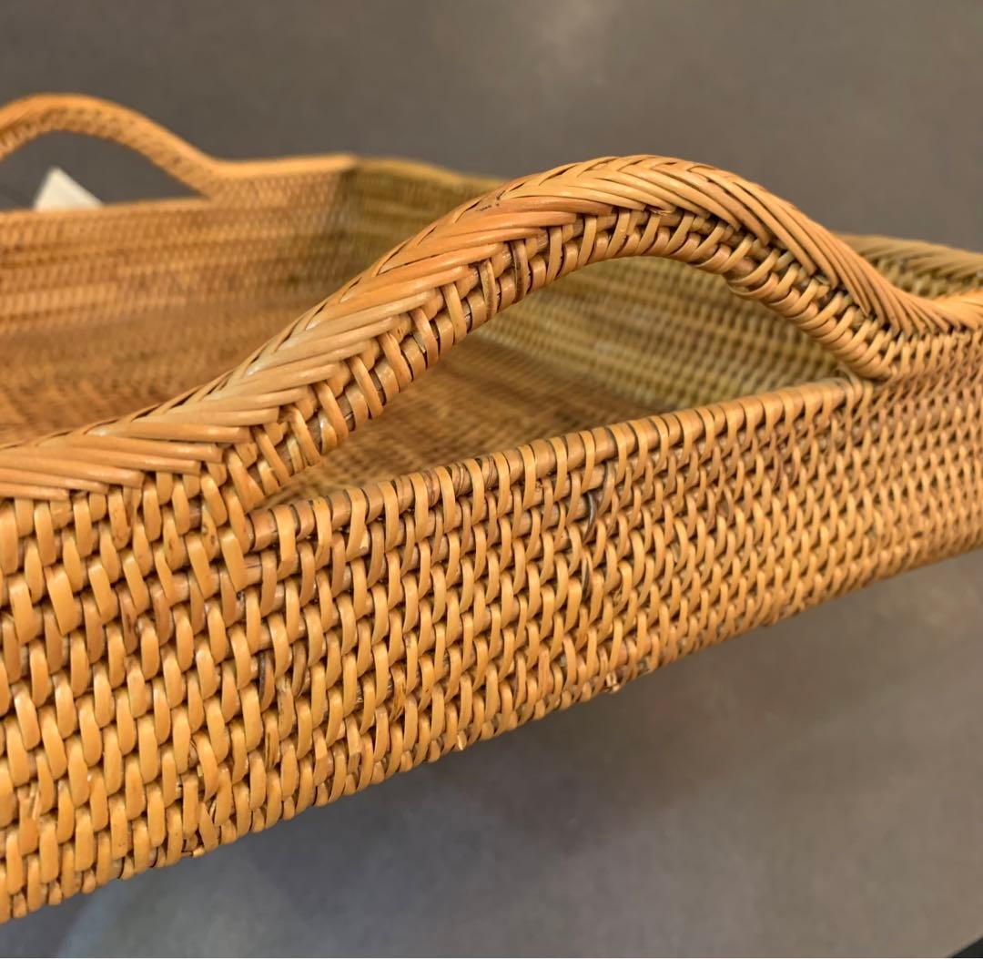 取手付きトレー　アタ製品