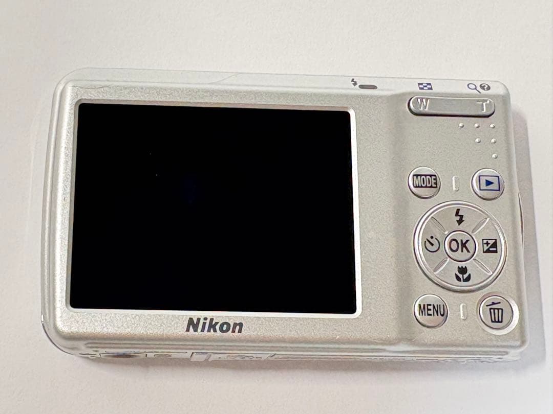 Nikon COOLPIX S210 コンパクトカメラ コンデジ デジカメ