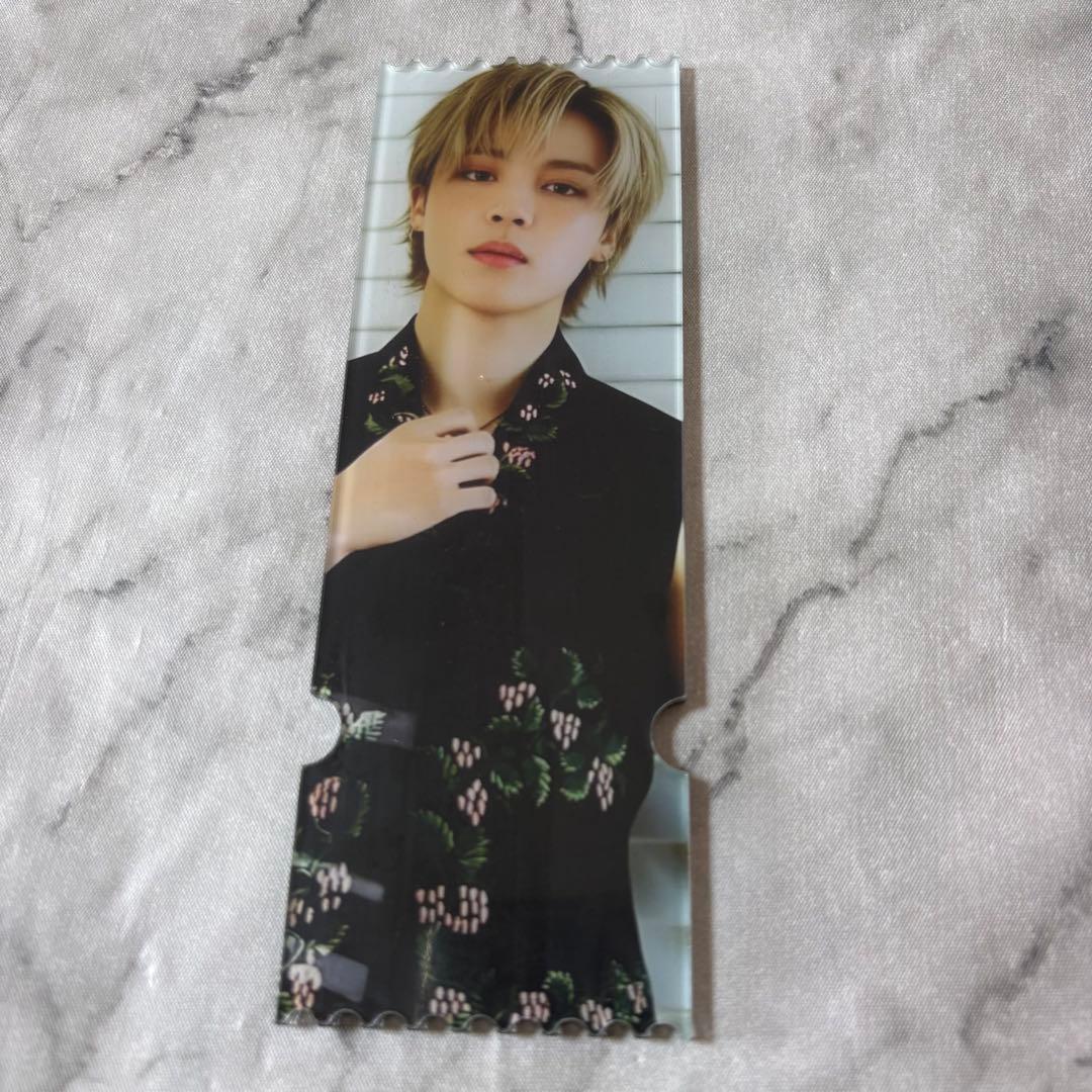 在庫処分セール　BTS アクリルフォトチケット