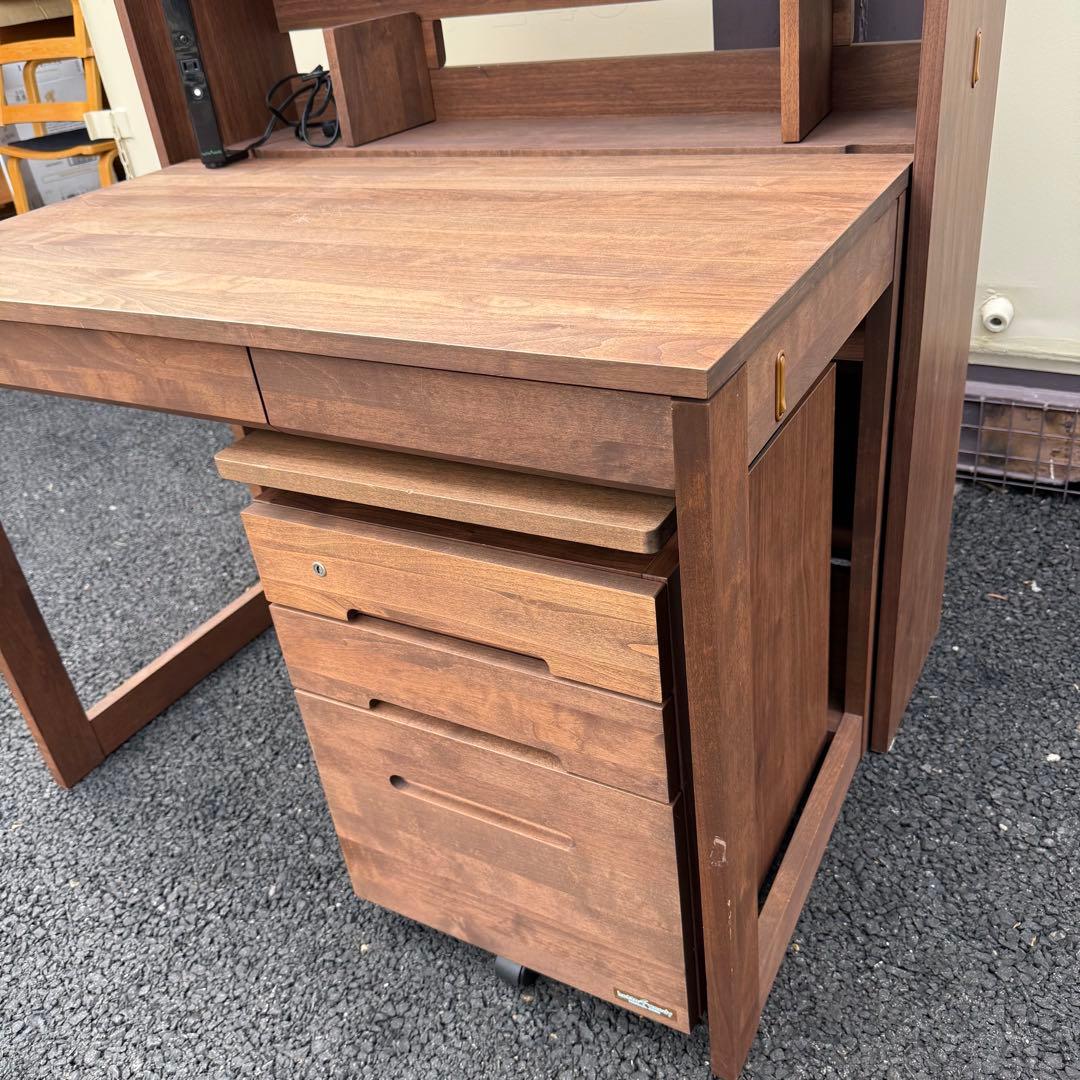 堀田木工所　デスク　学習机　無垢　アルダー材　ウォールナット 色　シンプル