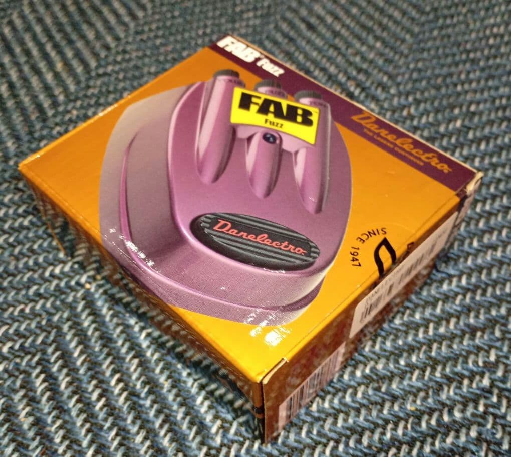Danelectro FAB Fuzz【ファズ】 箱付き