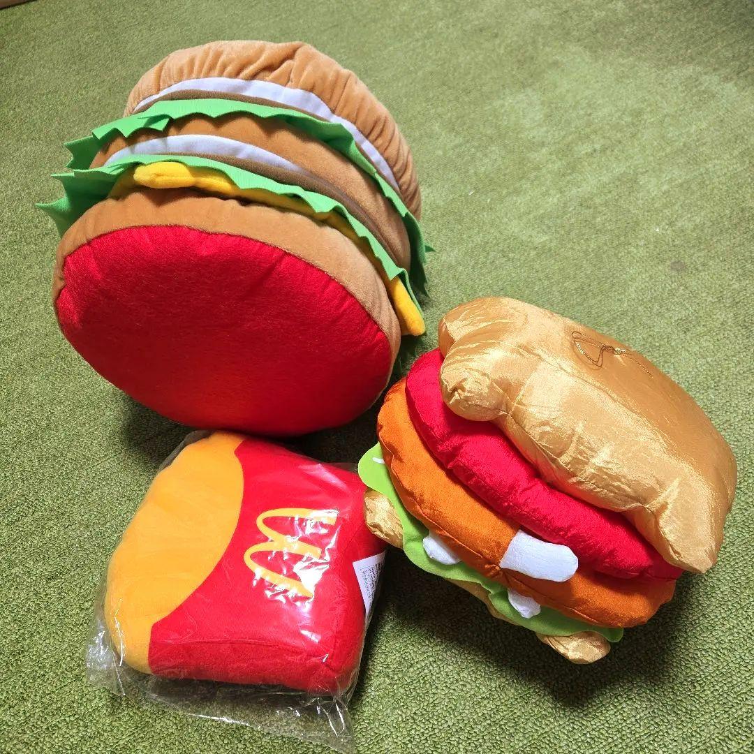 新品未使用☆ にゃんにゃんにゃんこ ハンバーガー ぬいぐるみ ポテト付き ③点