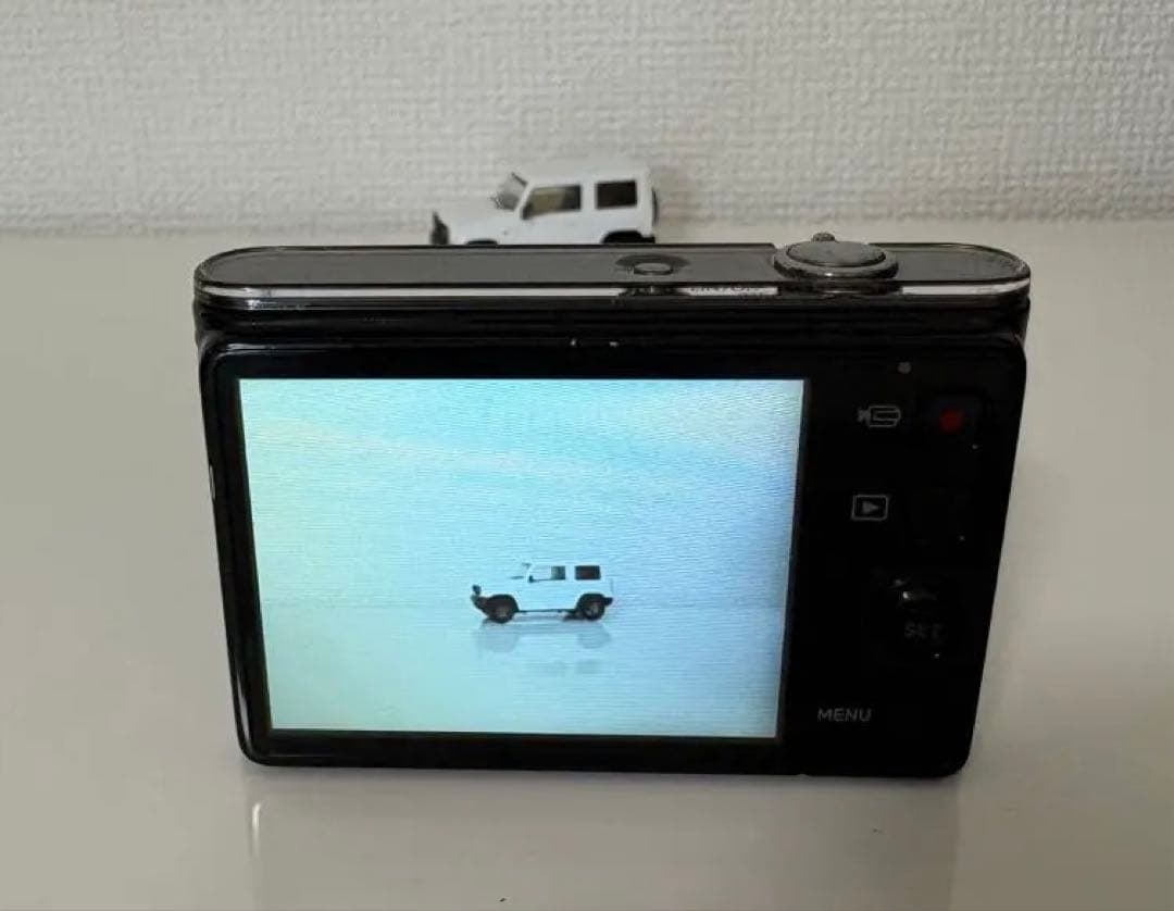 RICOさん専用 カシオ　EXILIM EX-JE10 コンパクトデジタルカメラ