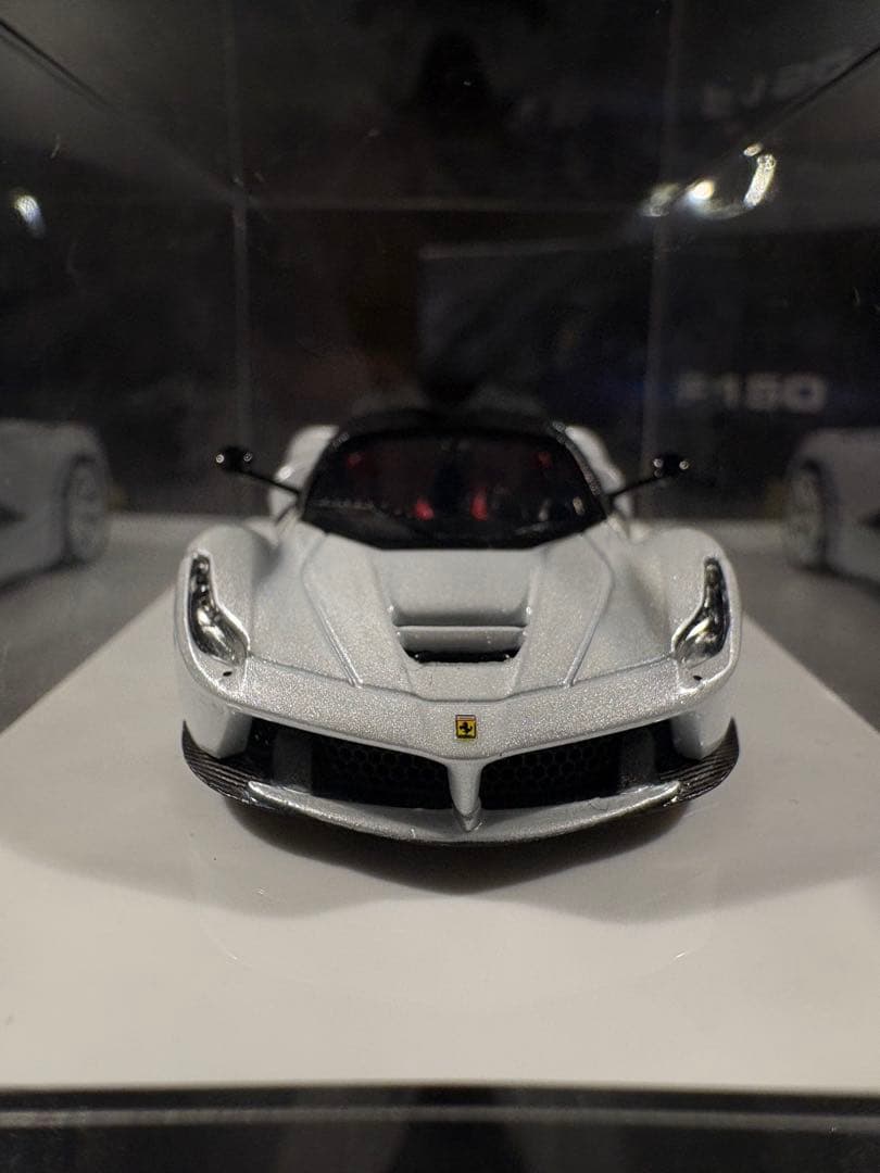 【1 of 999】 Ferrari LaFerrari