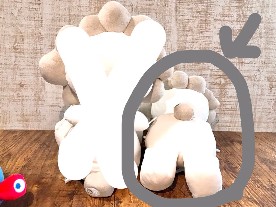 （週末特価) 白ミャクミャク ぬいぐるみ M 万博 ハイハイ 這い型 白