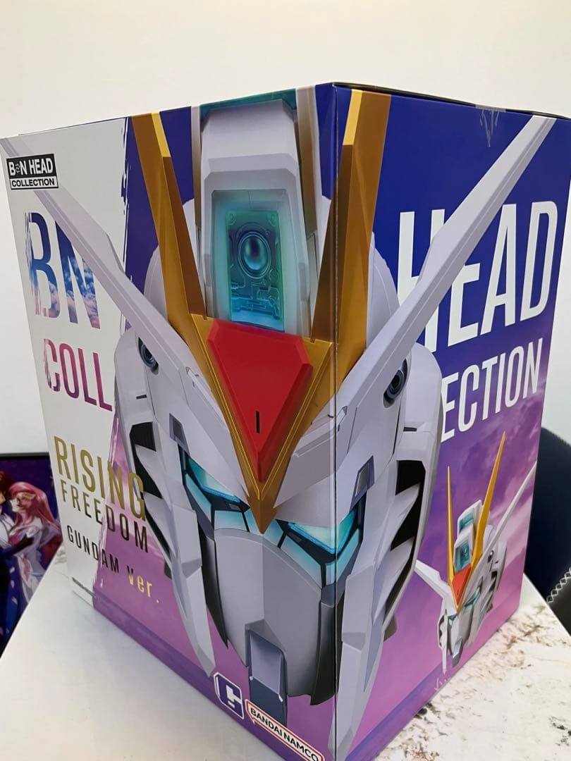 等身大　ライジングフリーダムガンダム ヘッド バンダイ正規品　発光可能