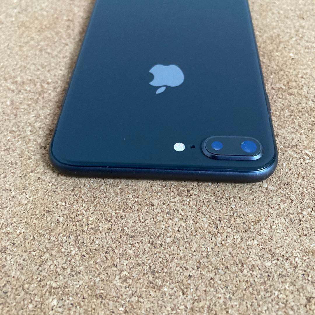 4025【早い者勝ち】iPhone8Plus 64GB SIMフリー☆
