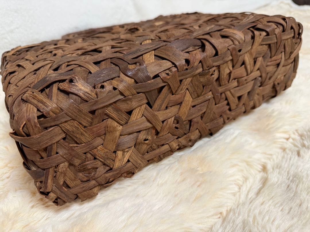 SALE 山葡萄　乱れ編みバック　1度短時間使用　未使用に近い