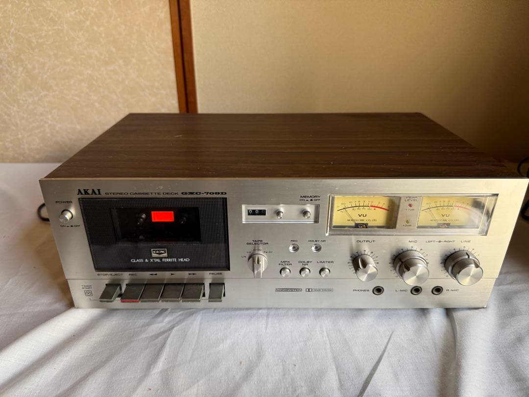 AKAI GXC-709D カセットデッキ 通電動作確認済 一部難あり
