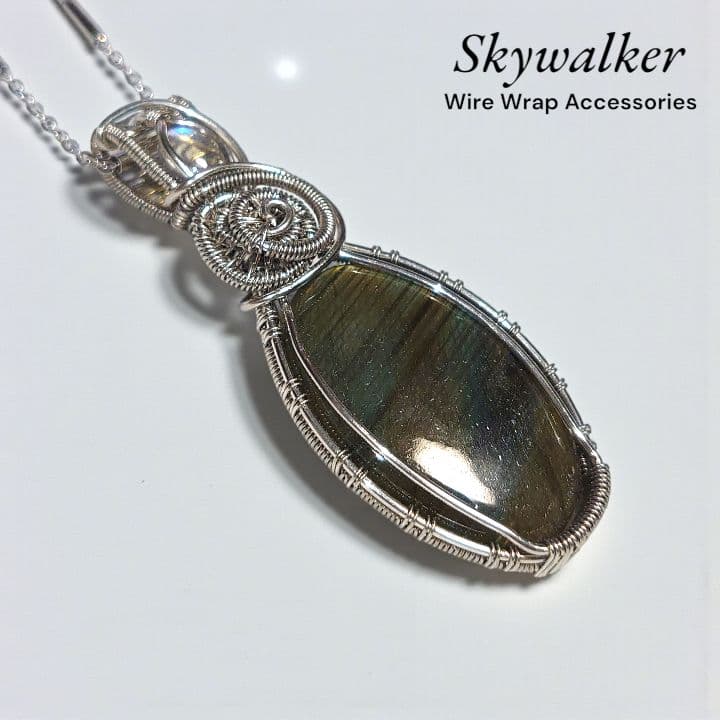 ラブラドライト ワイヤーラッピング ペンダントトップ｜一点物