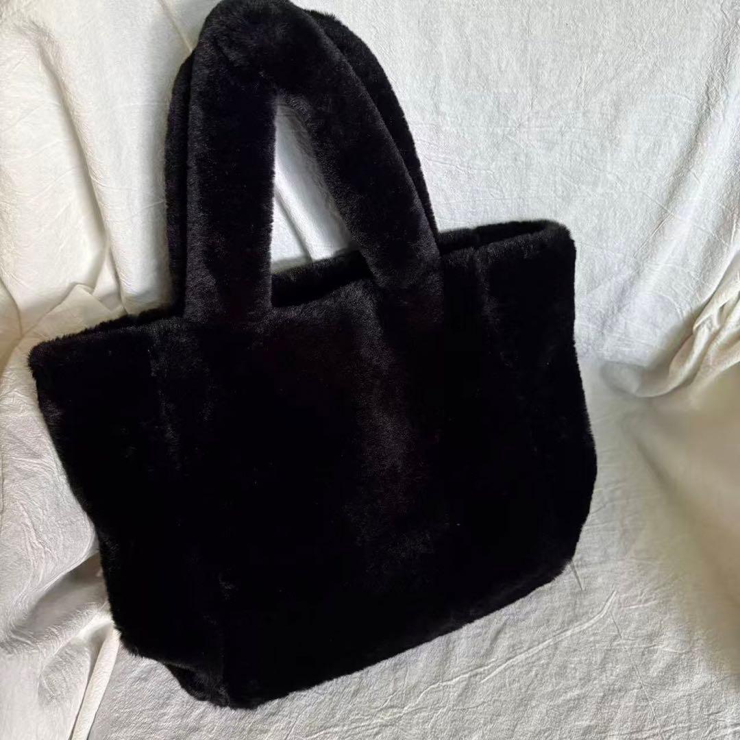 ノベルティ PRADA トートバッグ ハンドバッグ ブラック IOP