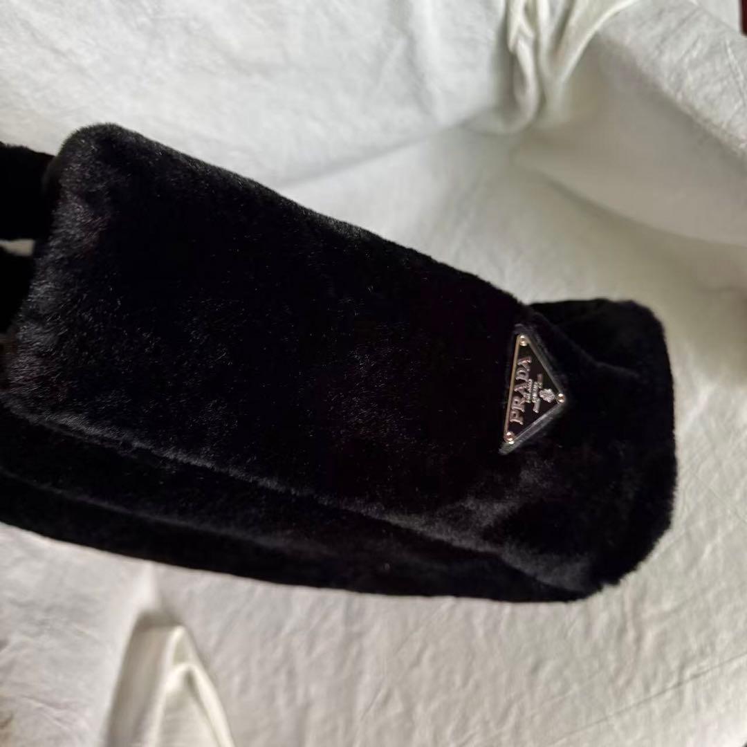 ノベルティ PRADA トートバッグ ハンドバッグ ブラック IOP