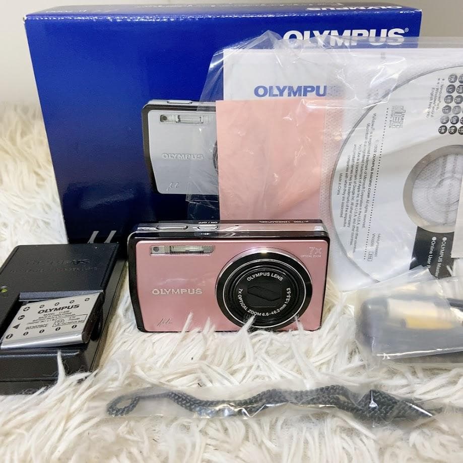 オリンパス OLYMPUS Μ-7000 デジカメ コンデジ μ-7000