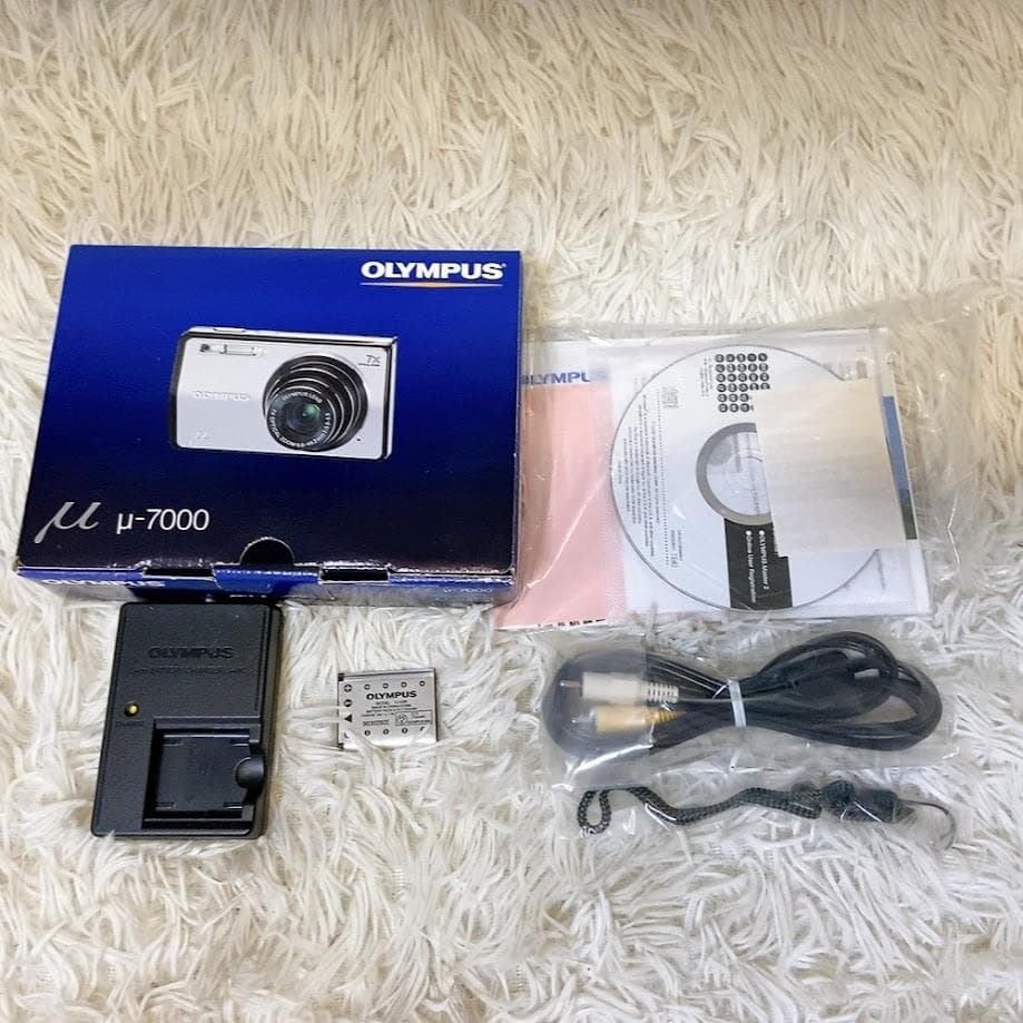 オリンパス OLYMPUS Μ-7000 デジカメ コンデジ μ-7000