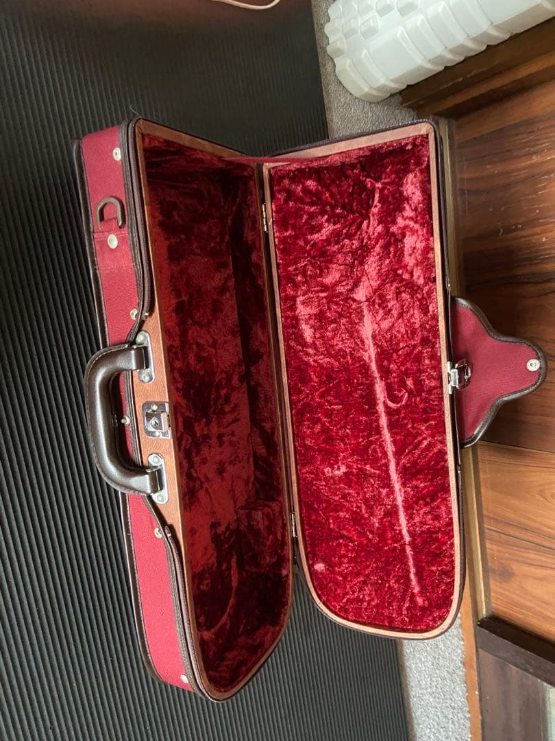 トランペット　持ち運び用ハードケース