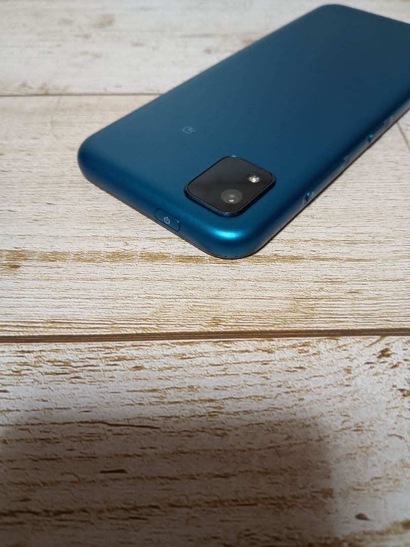 Ymobile! 京セラ　かんたんスマホ3 A205KC　グリーン　中古　美品