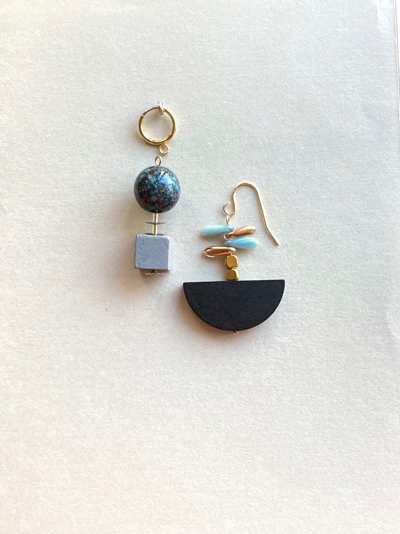 no.0333 羽根のダガーとシックなウッド