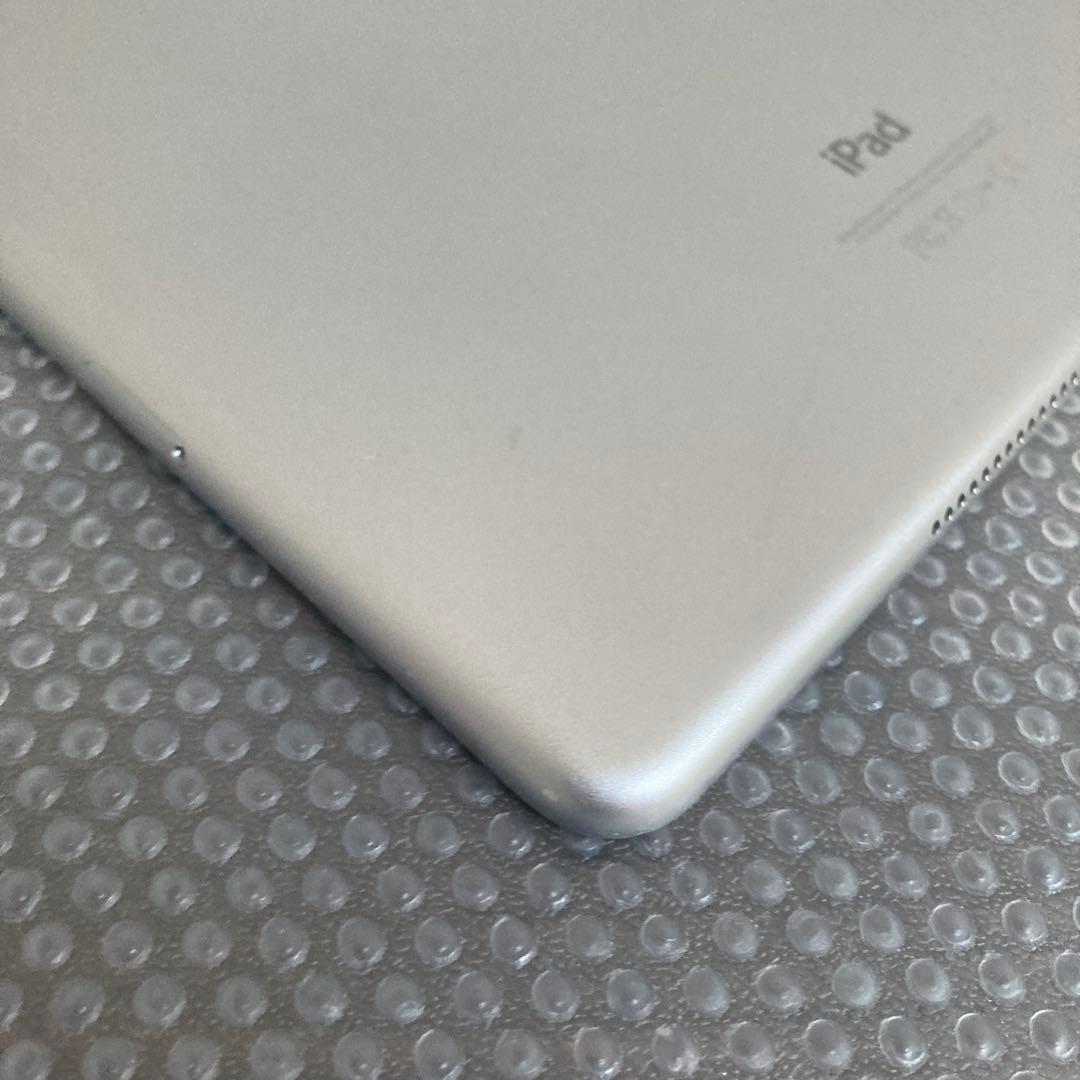 140【早い者勝ち】電池最良好☆iPad Air2 第2世代 16GB au☆