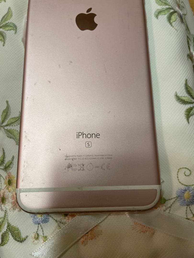 Apple iPhone 6s plus ローズゴールド 64G