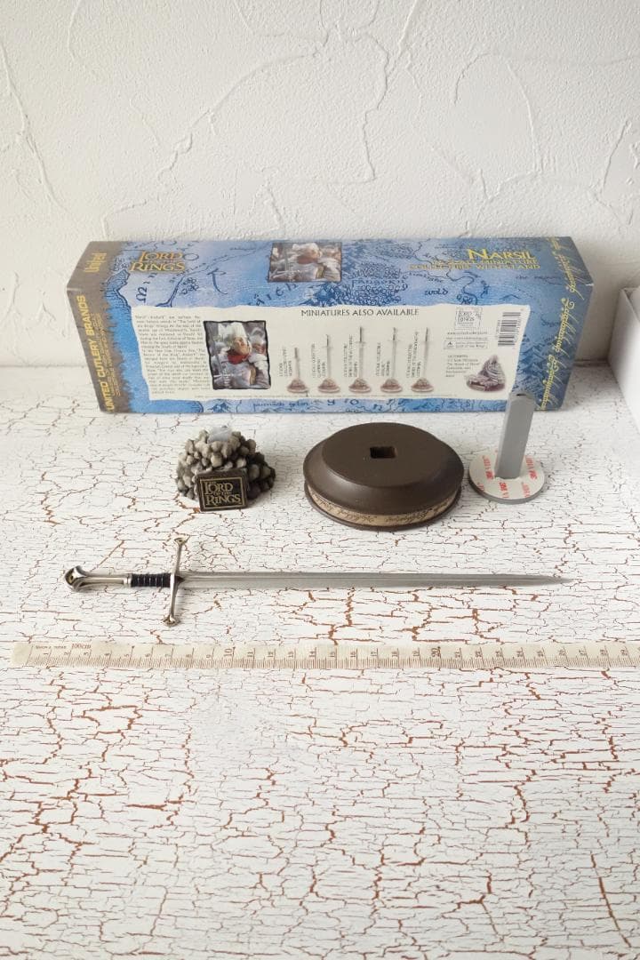 ロードオブザリング　NARSIL、ウィッチキングの剣 ２個セット