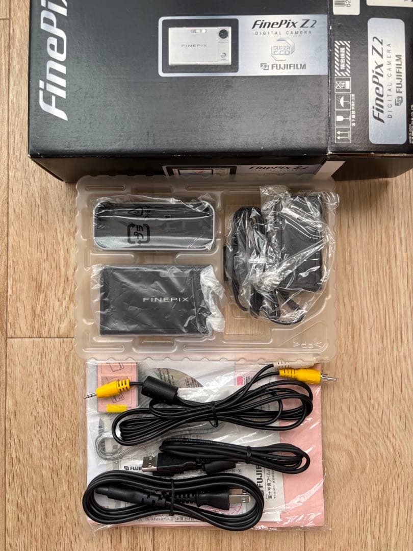 FinePix Z2 黒 FUJIFILM 新品