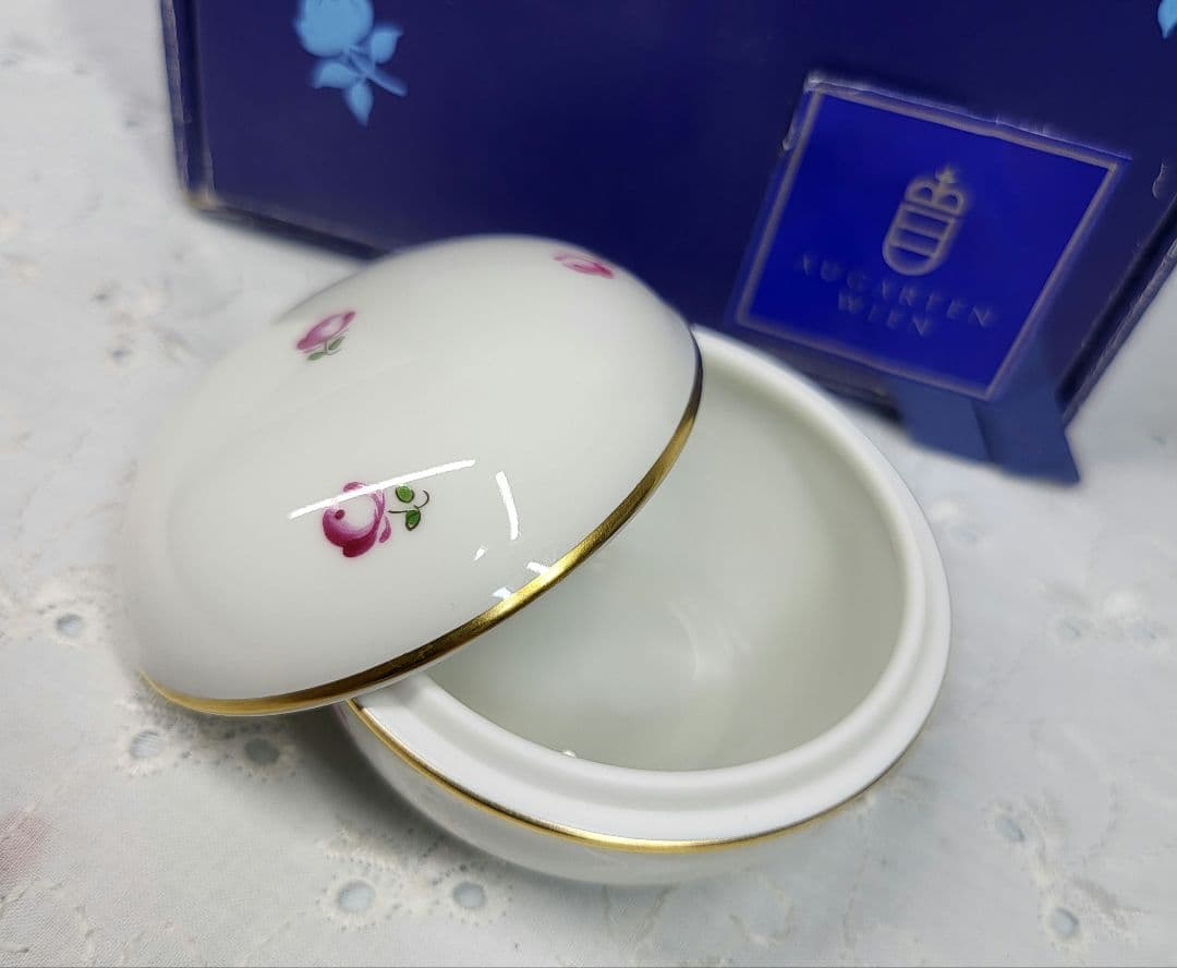 未使用★アウガルテン 小物入れ　ボンボニエール ジュエリーボックス 薔薇 花