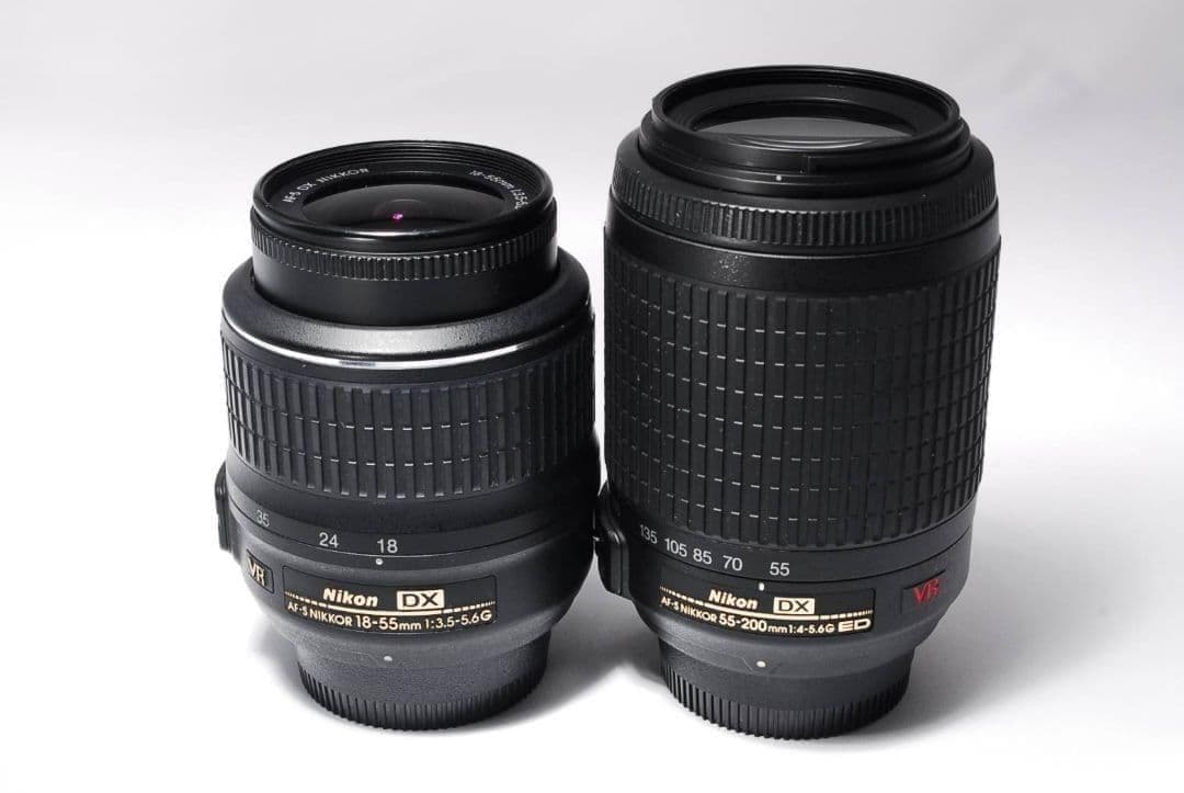 ♥一眼デビュー応援♥Nikon D3000♥ AF-S標準＆望遠セット Wレンズ