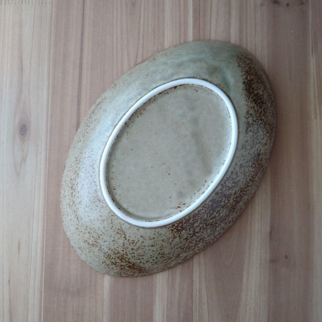 リム十草深皿２枚・オーバル深皿 セージグリーン２枚・線筋角皿４枚