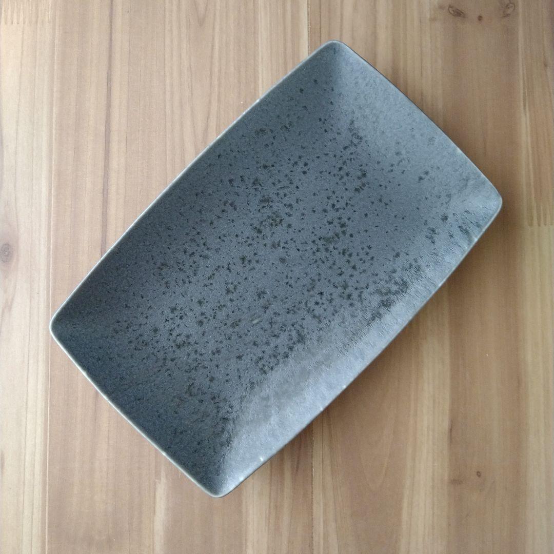 リム十草深皿２枚・オーバル深皿 セージグリーン２枚・線筋角皿４枚