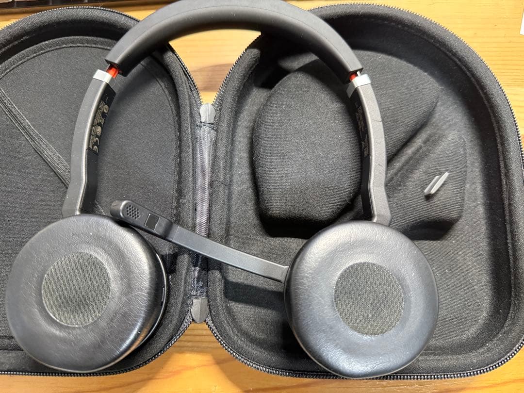 Jabra ヘッドフォンケース ブラック