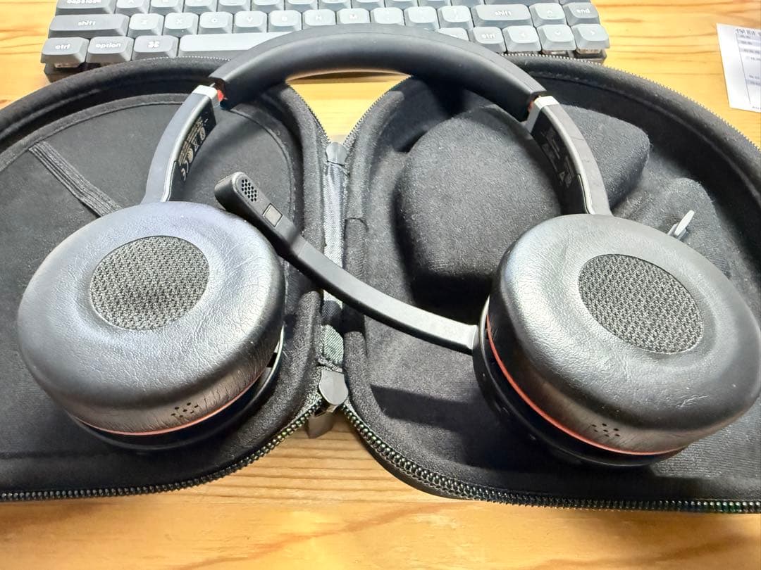 Jabra ヘッドフォンケース ブラック