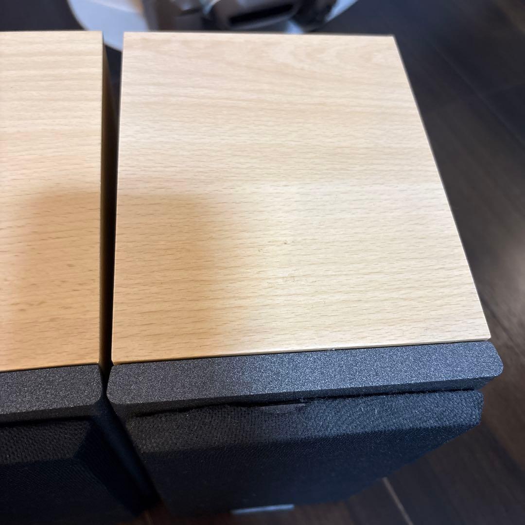 ジョーダン　エントリーS スピーカー　台座付き