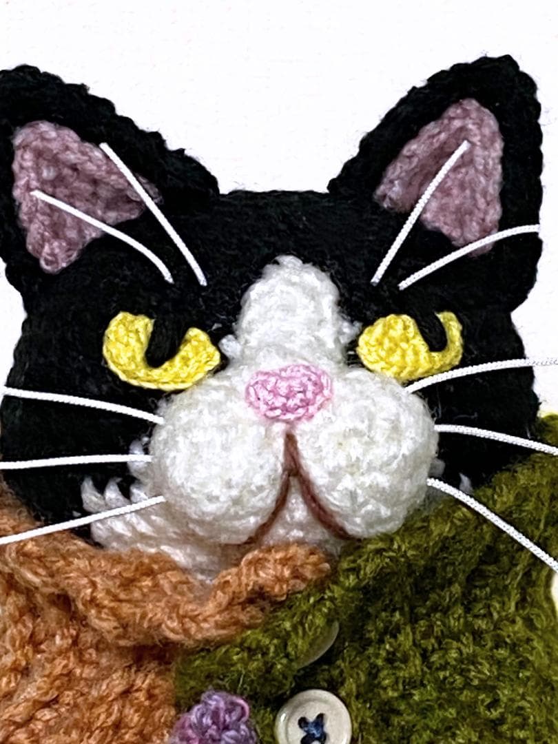 白黒はちわれ猫さん（with friend）のあみぐるみ