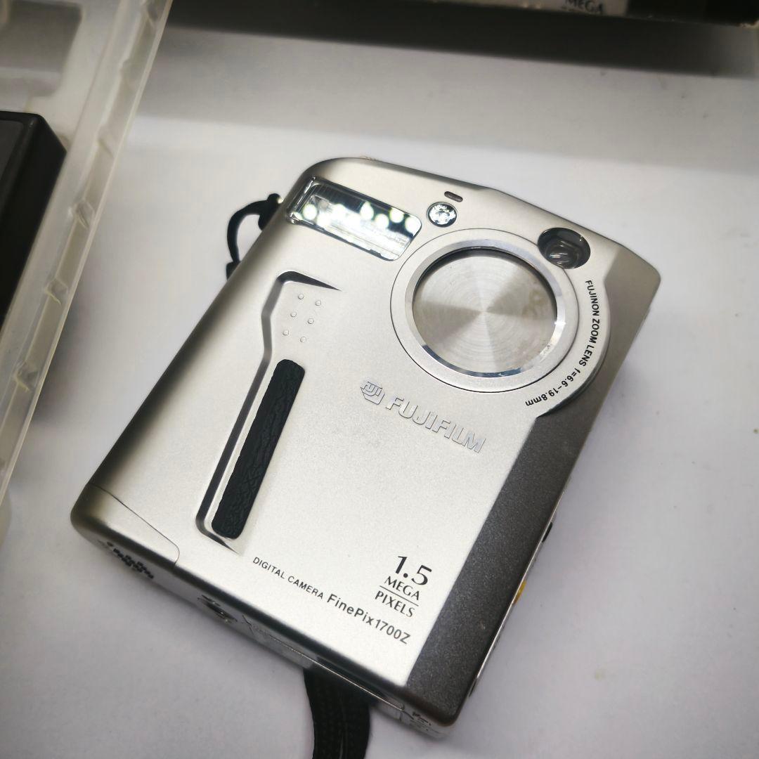 FUJIFILM　FinePix　1700z