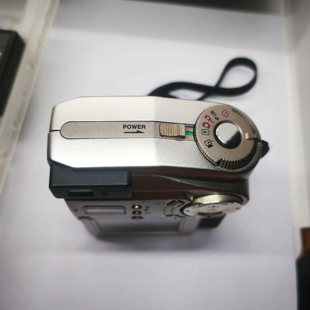 FUJIFILM　FinePix　1700z