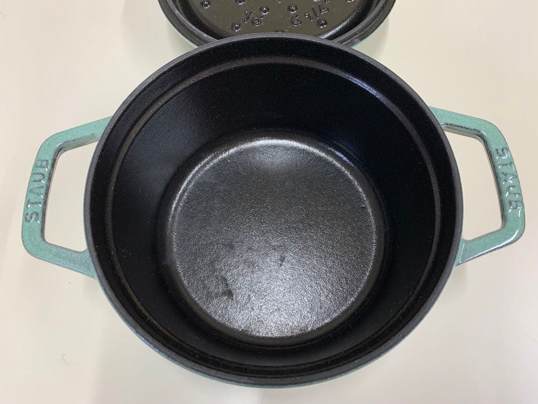 STAUB ストラブ　ピコ・ココット 16 cm セージグリーン