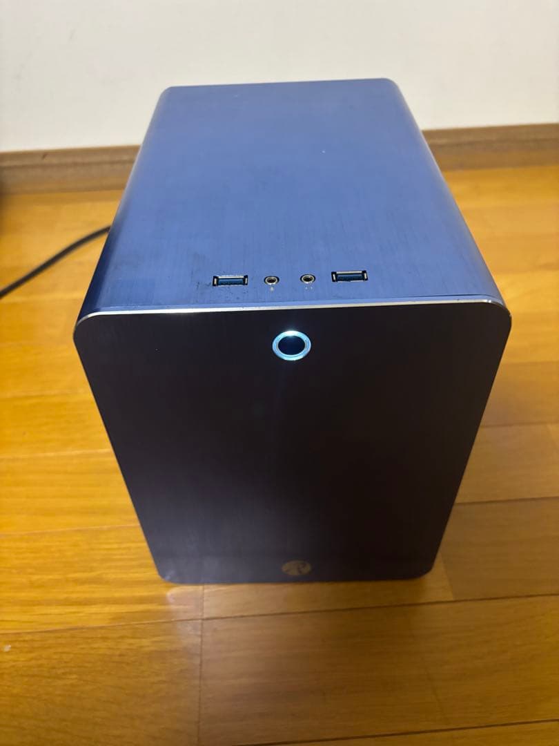 青くてコンパクト！自作ライトゲーミングPC！i7 SSDでサクサク！