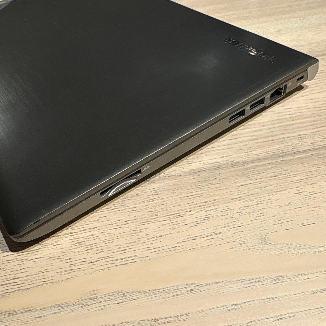 Windowsノート本体 dynabook R63P (CORE-i7,8GB,SSD256GB)