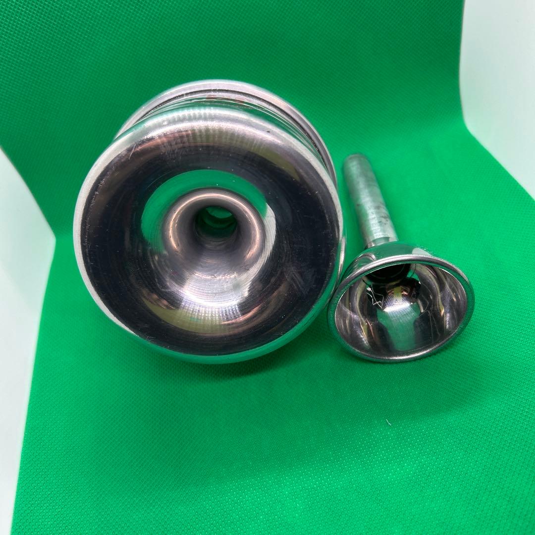 トランペット　HARMON WOW WOW ミュート