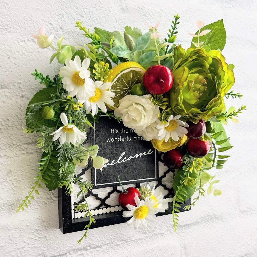 237.ウェルカムボード　フルーツアレンジ　玄関飾り　フラワーリース