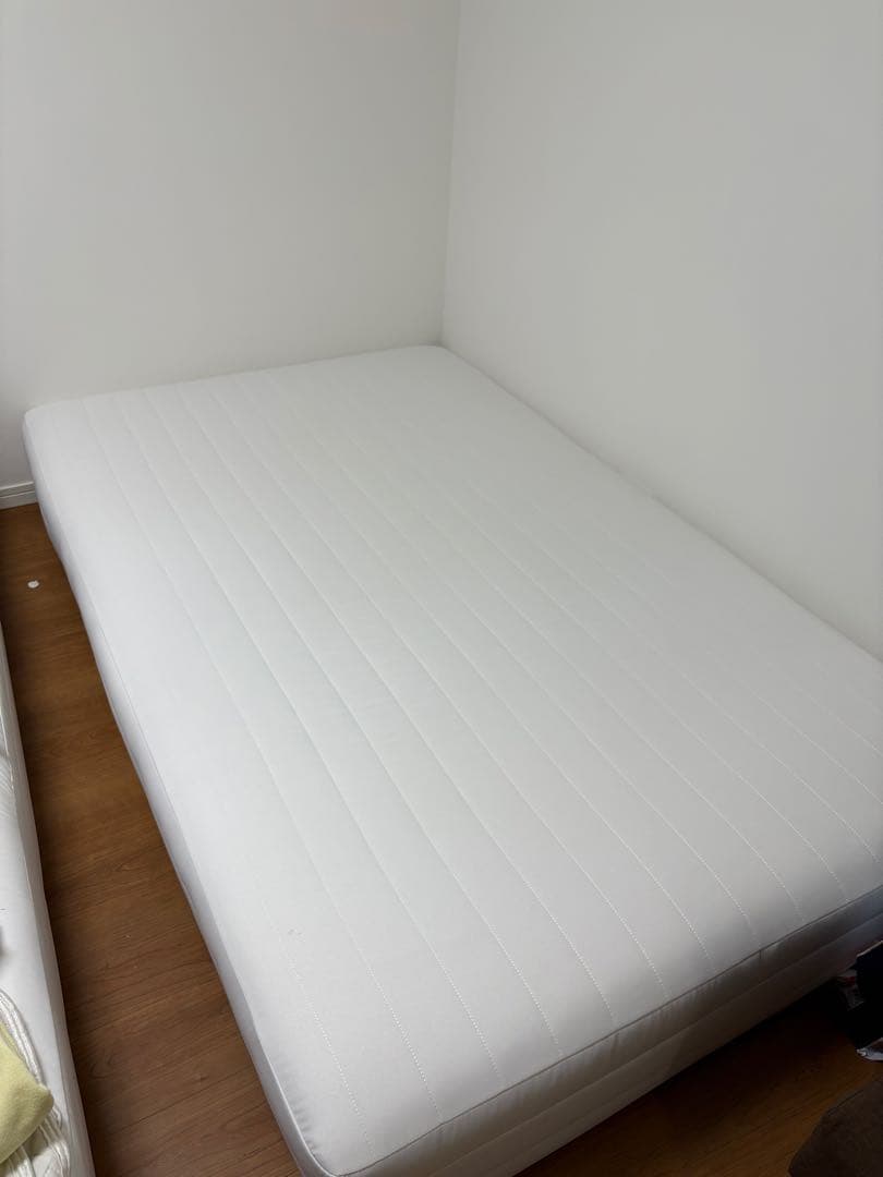 （最終値下げ）無印脚付マットレス（セミダブル）