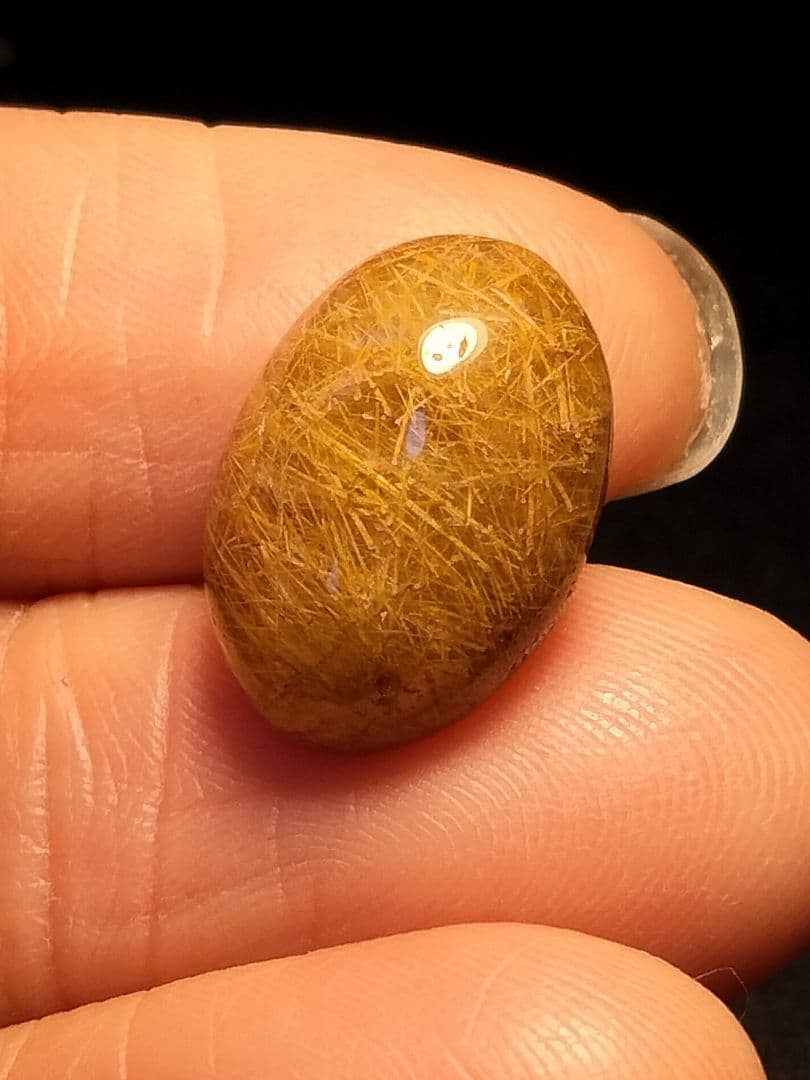 金線キラキラの天然ルチルクォーツ リング
ゴールドルチルクォーツ
ルチル